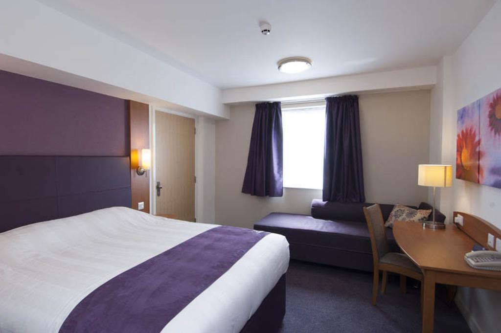 Premier Inn Glasgow City Centre - Argyle Street Eksteriør billede